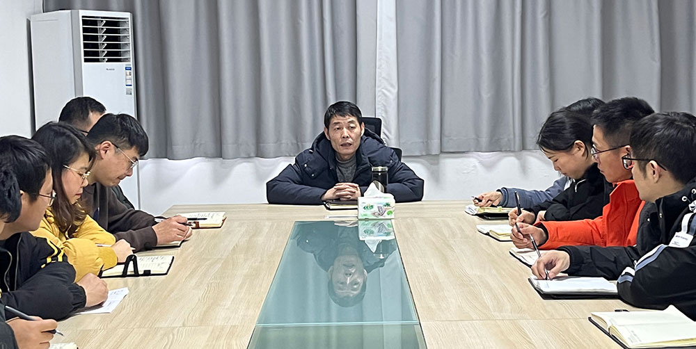 聚焦公司發(fā)展，共謀提升路徑 屯溪城建投公司召開2022年度全體員工大會(huì)