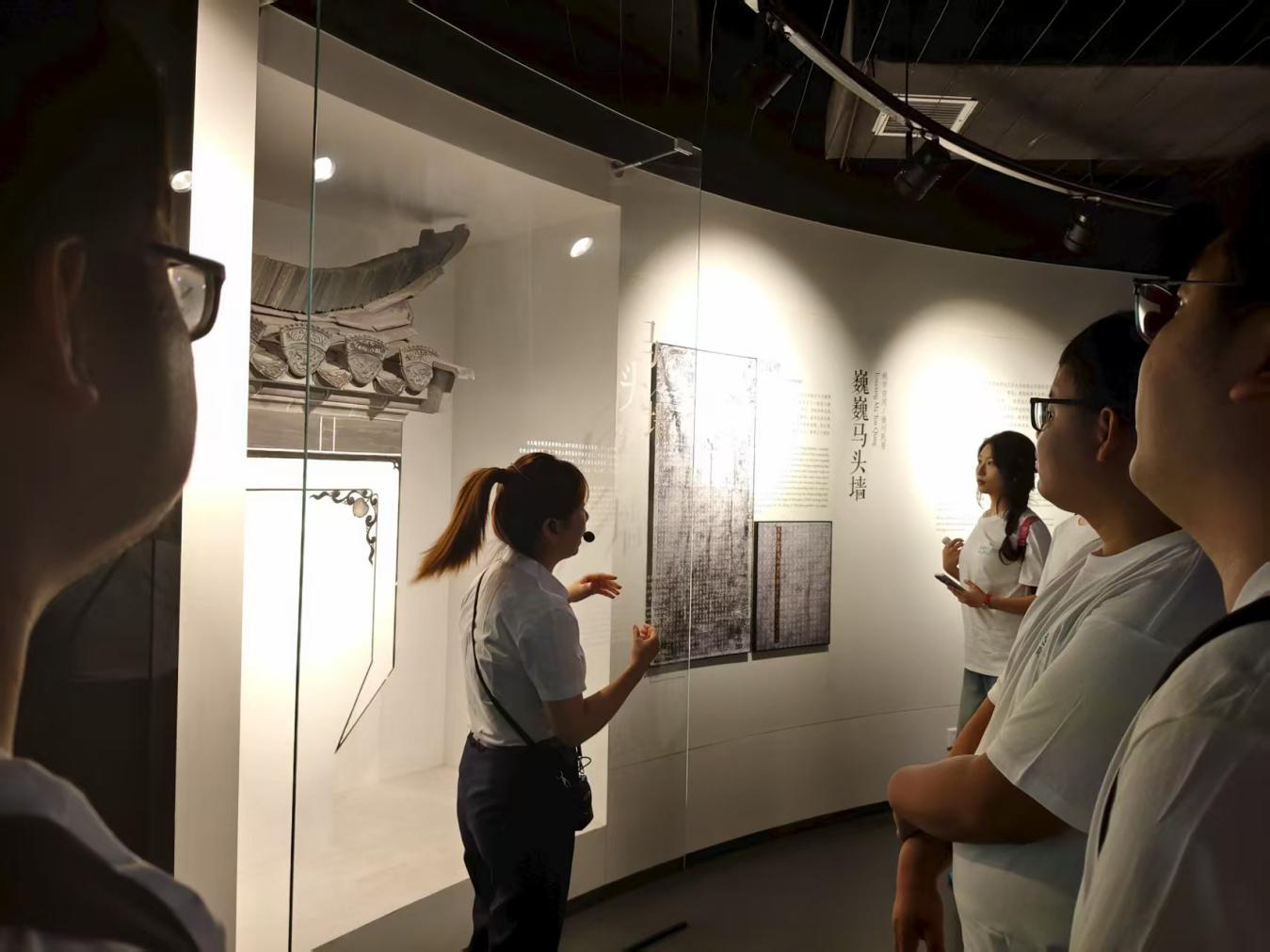 區(qū)國投集團(tuán)組織見習(xí)生參加“生臨企境”活動(dòng) 在產(chǎn)業(yè)一線錘煉青年人才